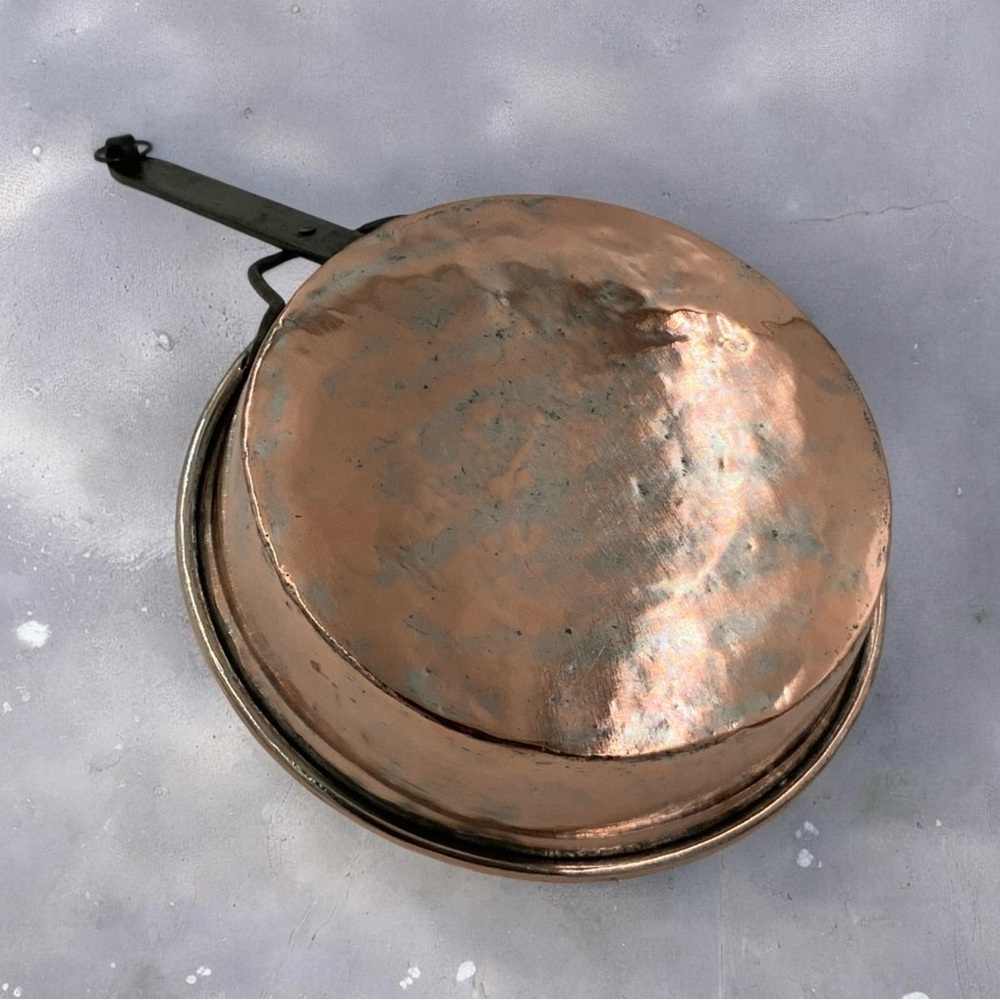 Antique c1800s Rustic Thick Copper Sauté Pan, Long Hand Forged Iron Handle - Picture 7 of 10